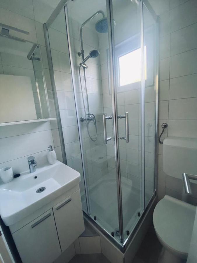 Apartmani Mila Starigrad Paklenica Dış mekan fotoğraf