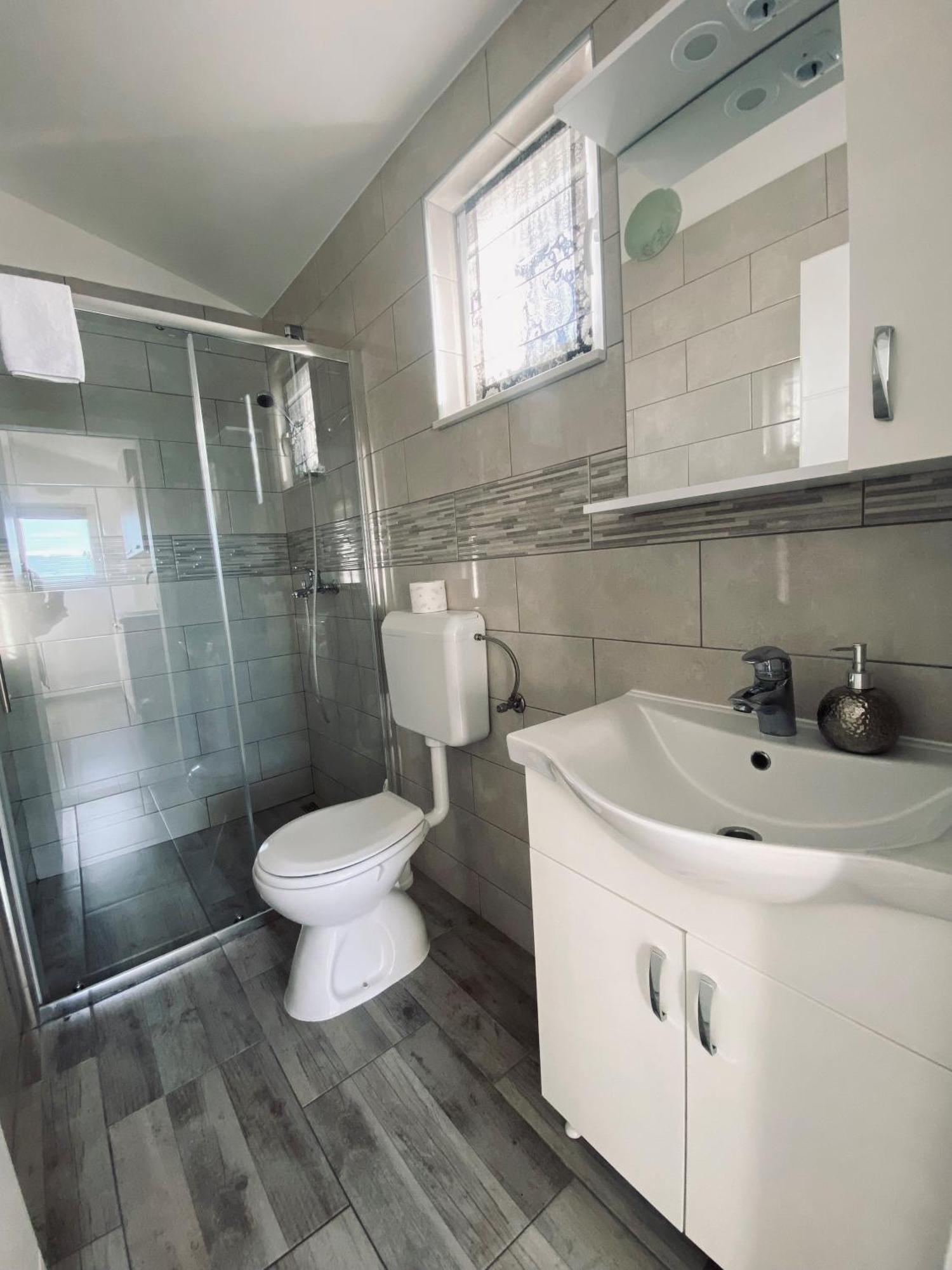 Apartmani Mila Starigrad Paklenica Dış mekan fotoğraf