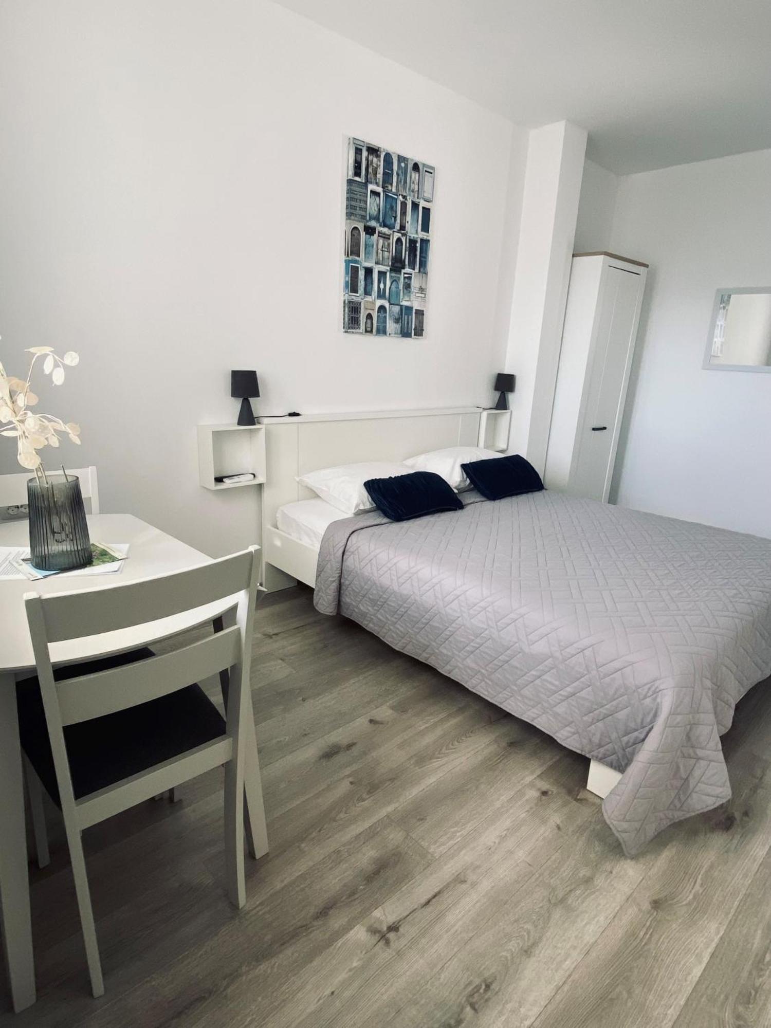 Apartmani Mila Starigrad Paklenica Dış mekan fotoğraf