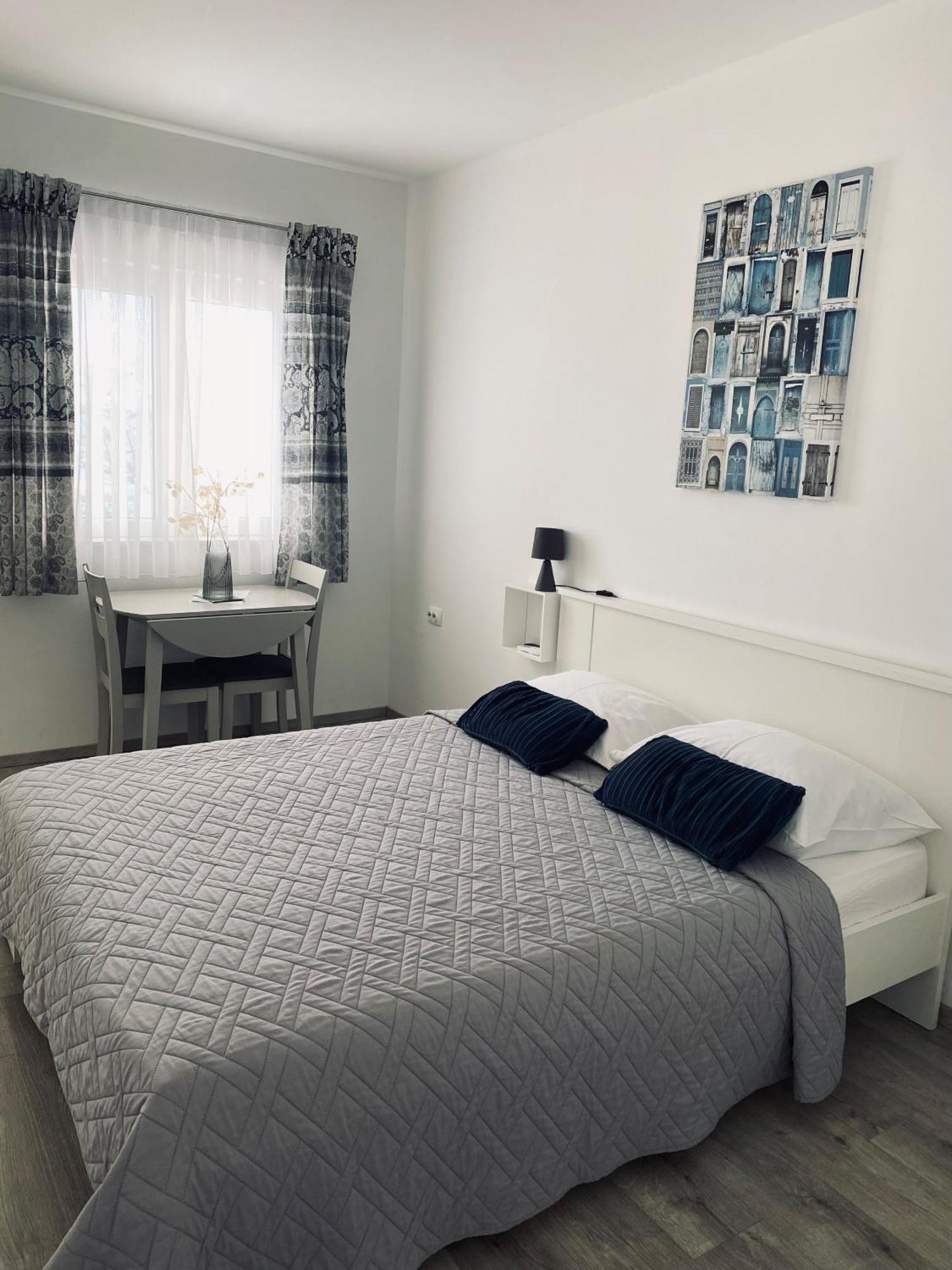 Apartmani Mila Starigrad Paklenica Dış mekan fotoğraf