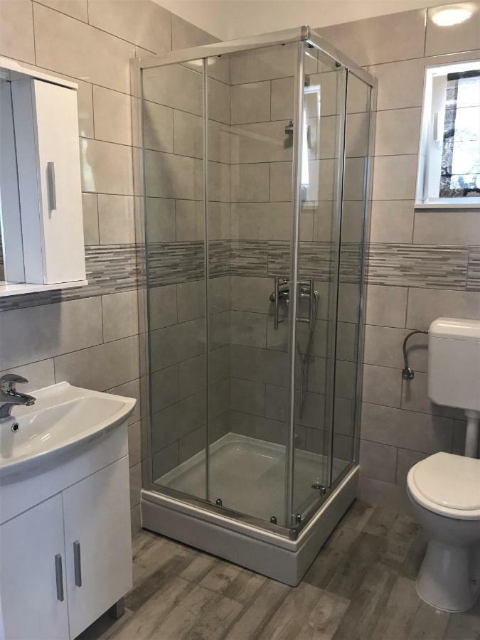 Apartmani Mila Starigrad Paklenica Dış mekan fotoğraf