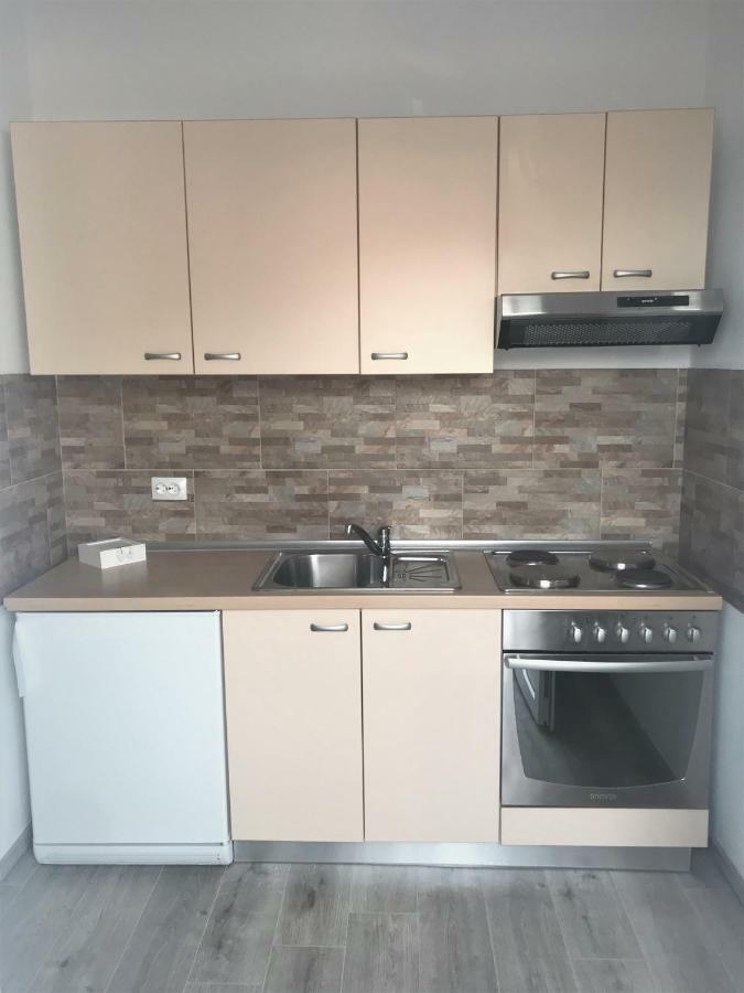 Apartmani Mila Starigrad Paklenica Dış mekan fotoğraf